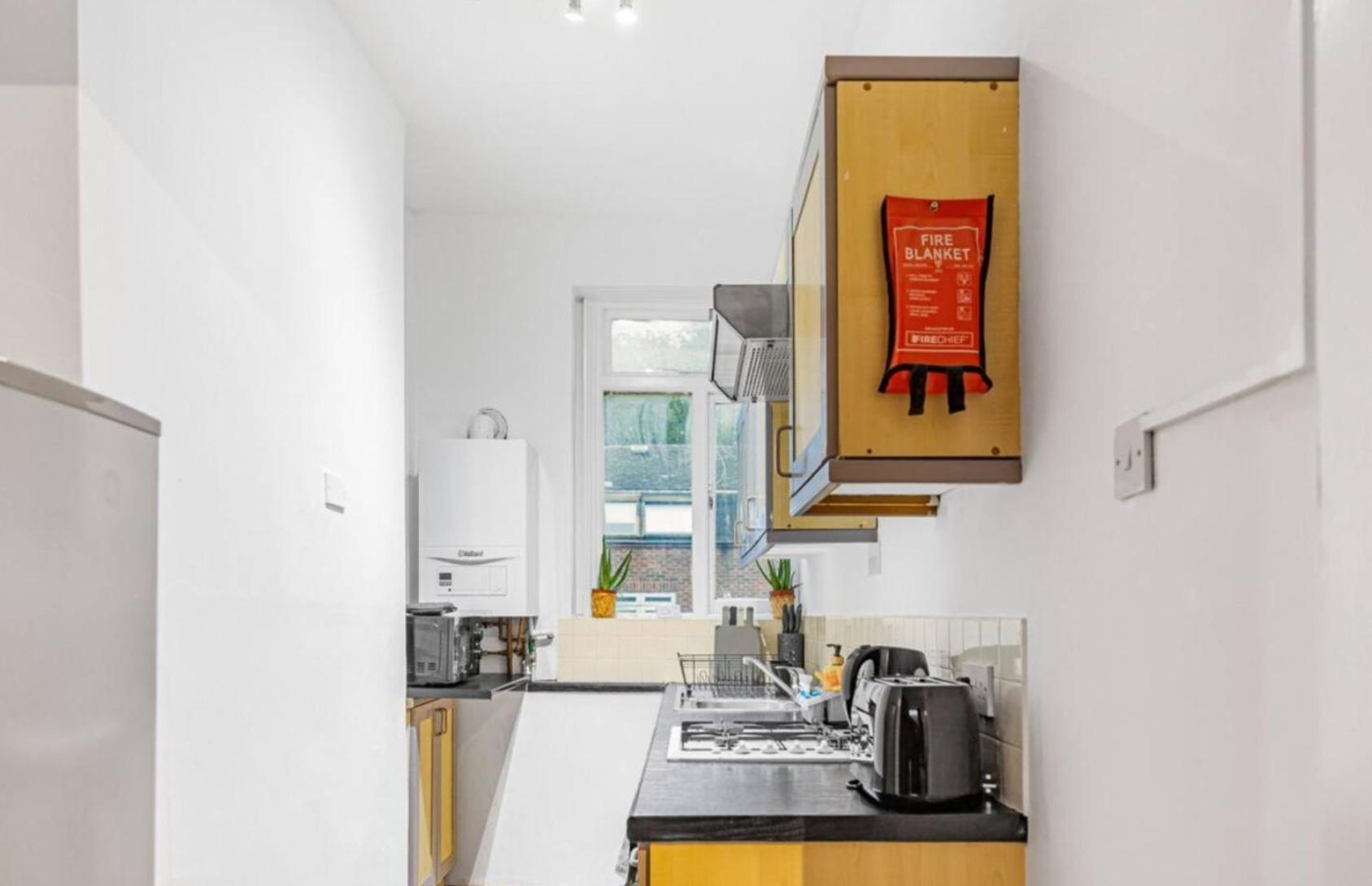 Camden - 3 Bedrooms - Sleeps 6 - Near Underground London Exterior photo